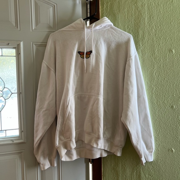 Brandy Melville Sweatshirt - Picture 1 of 3